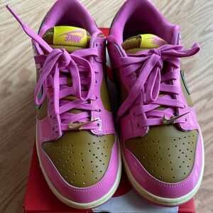 Nike Women's Pink and Tan Sneakers
